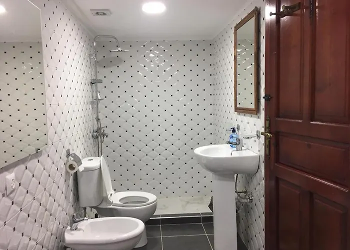 Riva 公寓 Gjirokastër