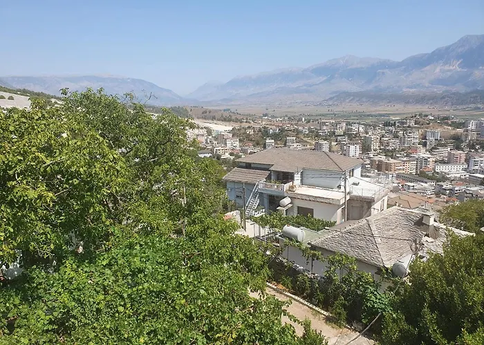 公寓 Riva Gjirokastër